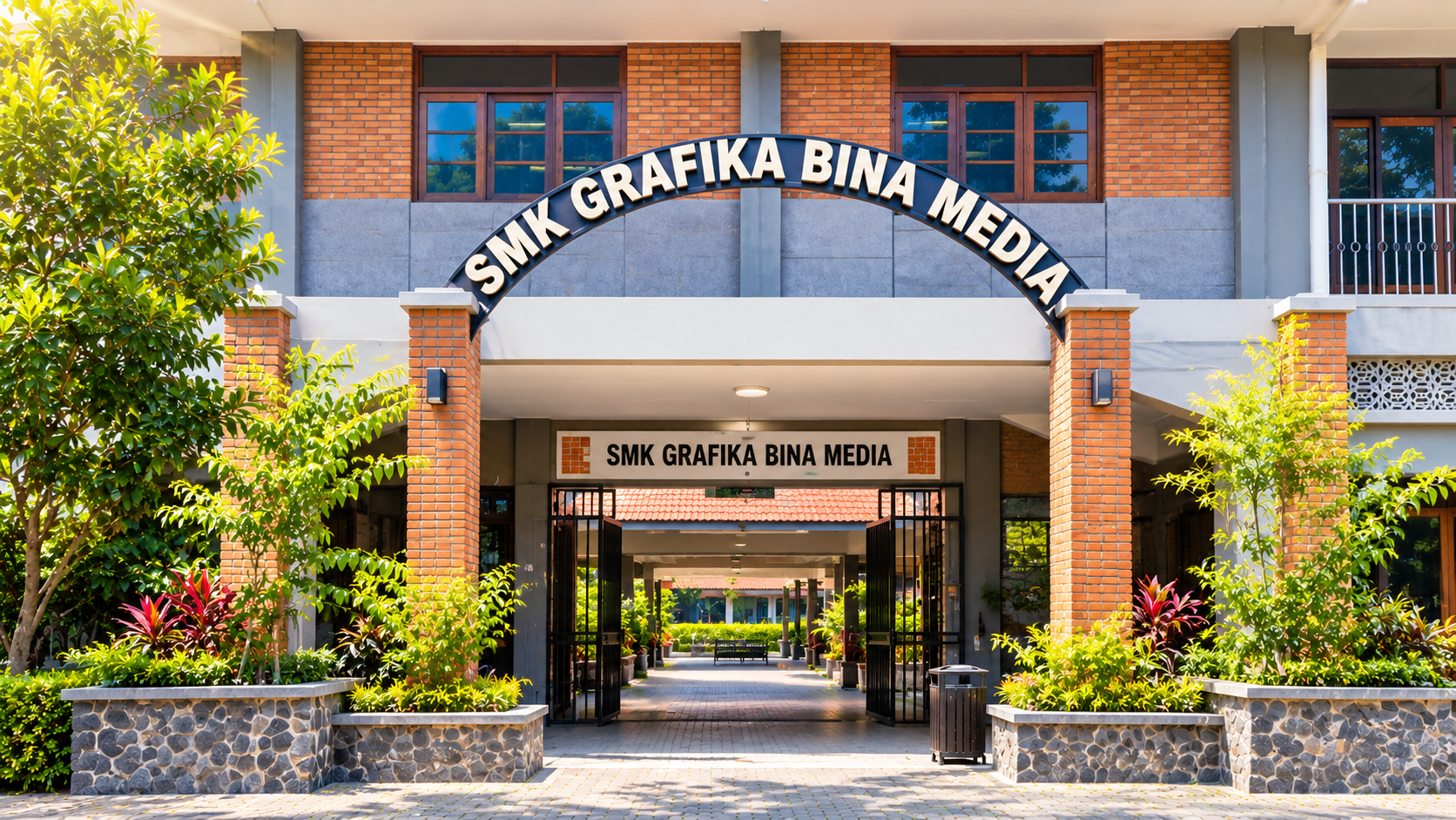 smk grafika bina media entrance
